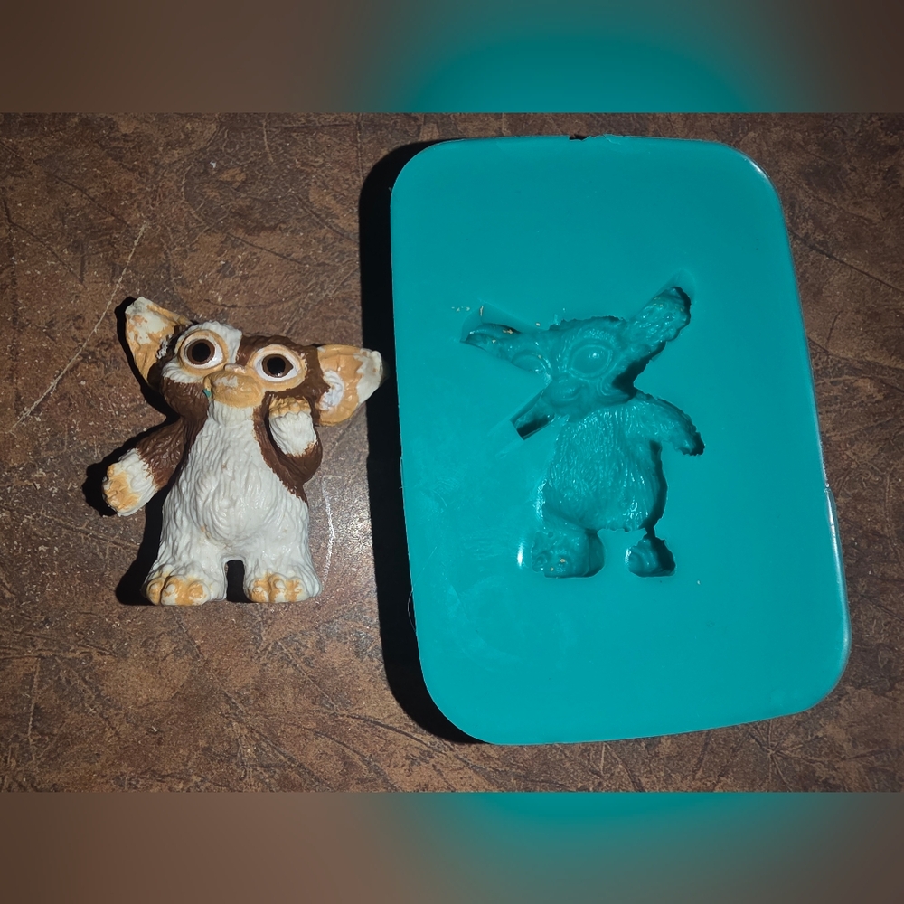 Gizmo (Gremlins) Action Figure Baking Mold, Food Safe! Cake, Candy, Chocolate